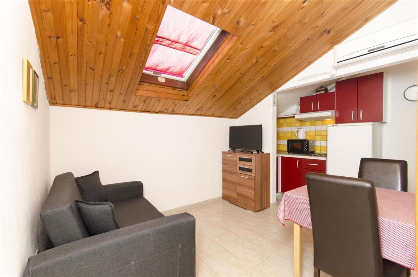 Apartmani Banic Постіра Екстер'єр фото